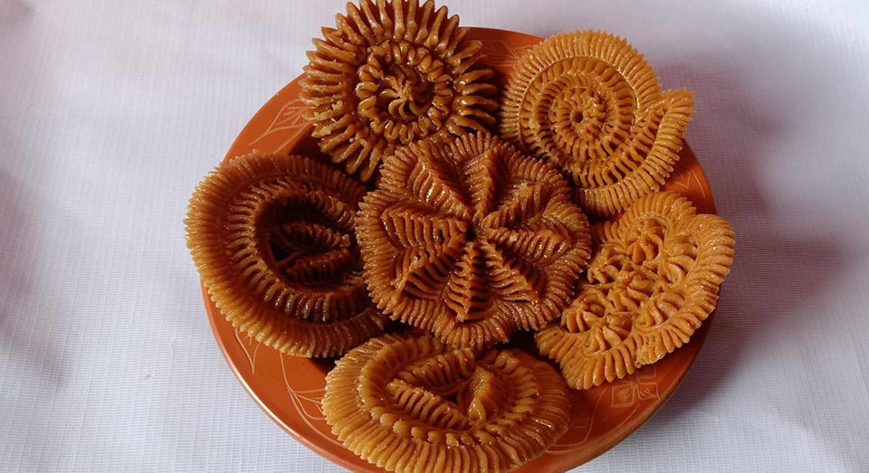 Nokshi Pitha- নকশী পিঠা